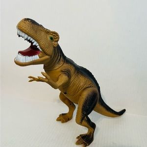 DCL Tyrannosaurus Dinosaur Lights And Sounds Figure